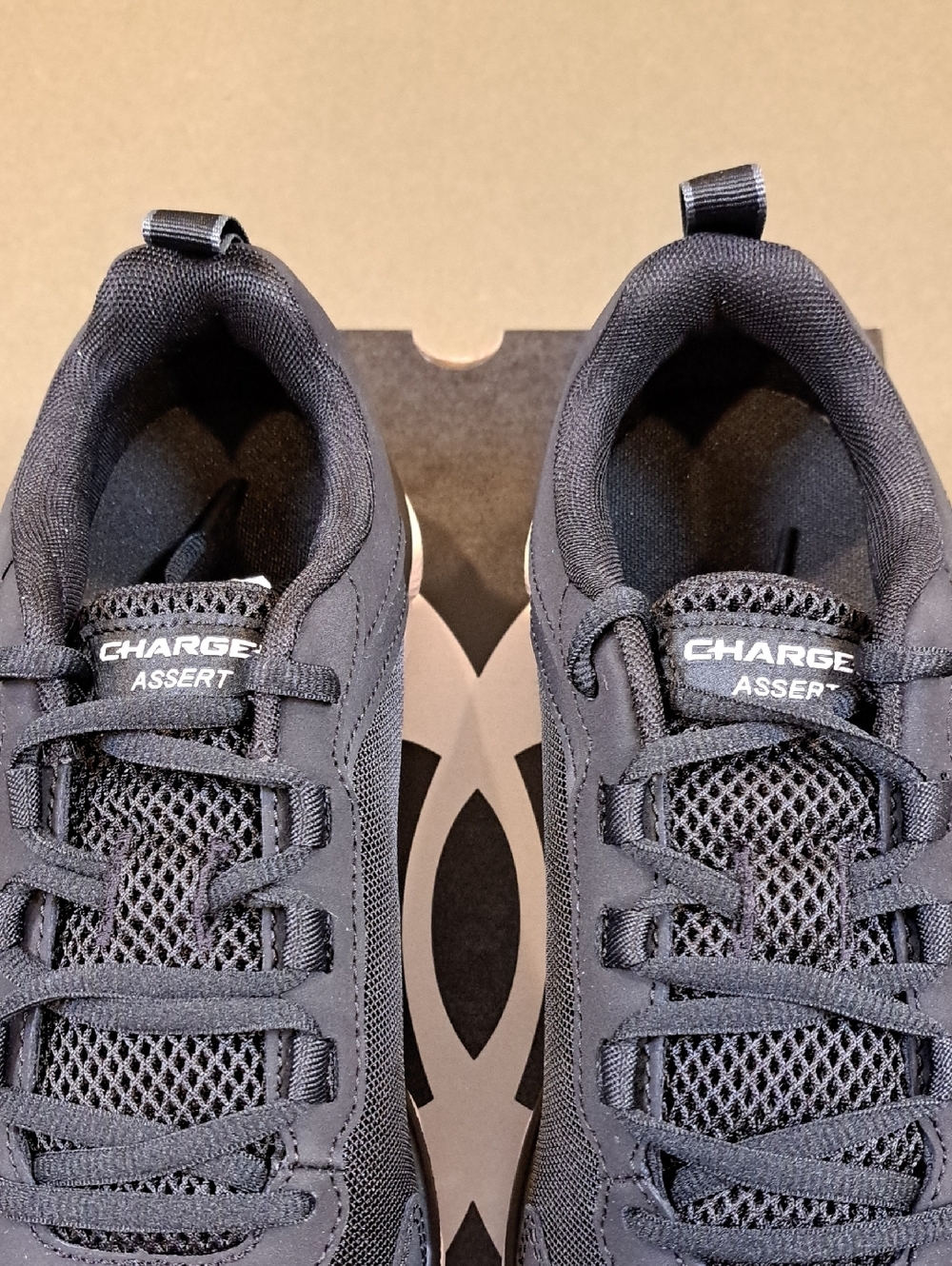Under Armour Charged Assert 9 Running Shoes - Color: Black/White - Size: 9.5 - Picture 4 of 9